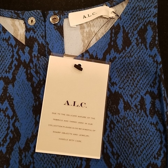 💕ALC💕 Anise Snakeskin Print Crepe Tank Top Blue 2 NWT - Picture 14 of 16